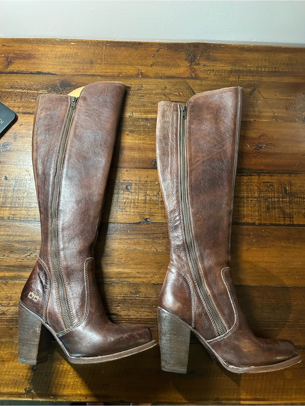 Women's Brown Leather Bed-Stu Knee-High Zip Heeled Boots